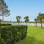 Domaine Bordaberry T2 Jardin Et Superbe Piscine * Urrugne