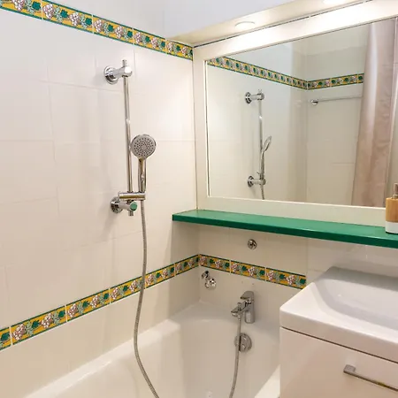 Appartement Domaine Bordaberry T2 Jardin Et Superbe Piscine *