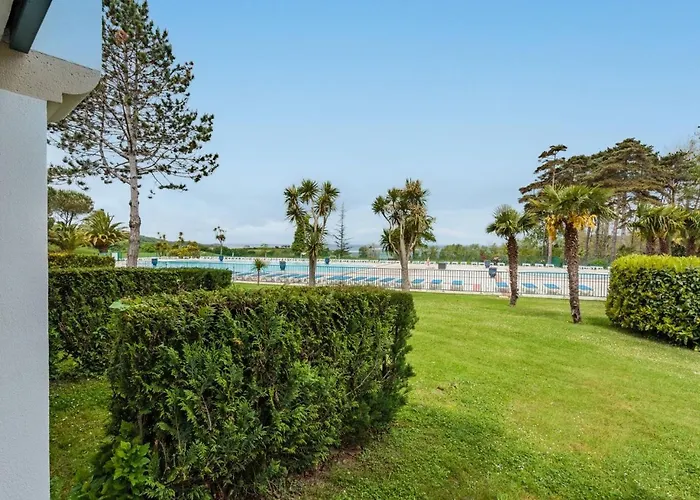 Domaine Bordaberry T2 Jardin Et Superbe Piscine * Urrugne